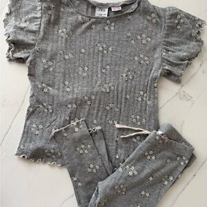 Gray Floral Ribbed Pajama Set